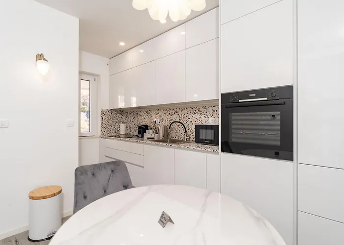 Miramar - Seaview Self Check-in *